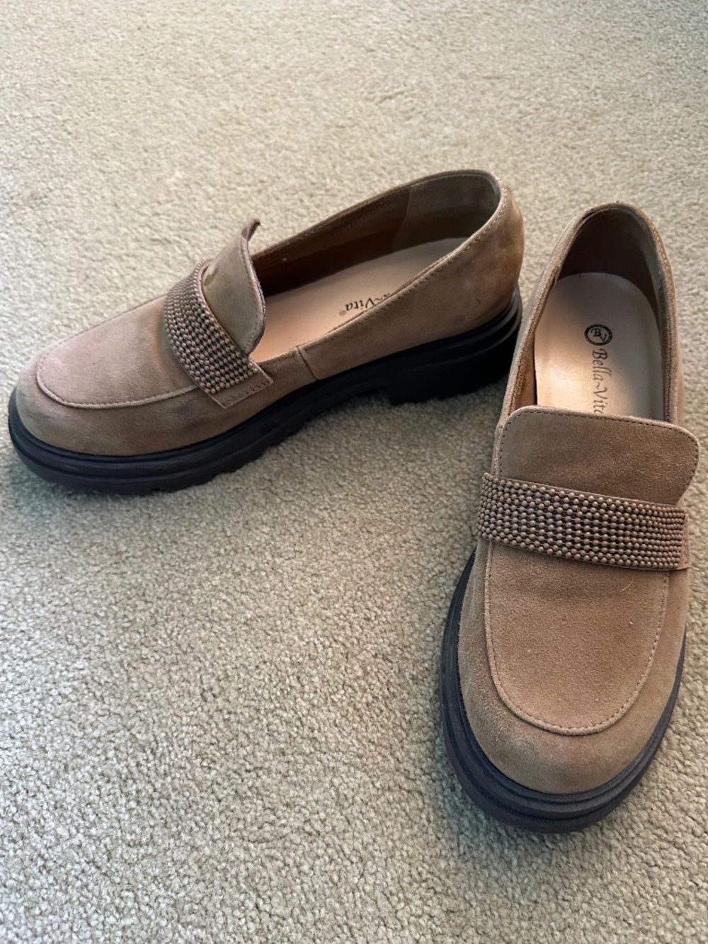 Bella Vita Paz Women's Loafer, size 8W, Tan Faux Suede Lug Sole, fits like 8WW